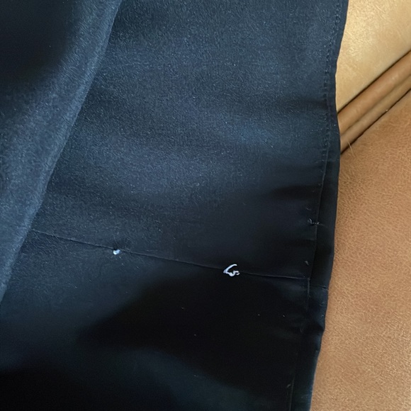 EMERSON FRY Silk V Back Top - Picture 12 of 12